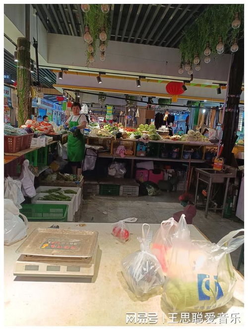 在鄭州,打敗永輝這些大型商超的,應該是新型的農貿市場